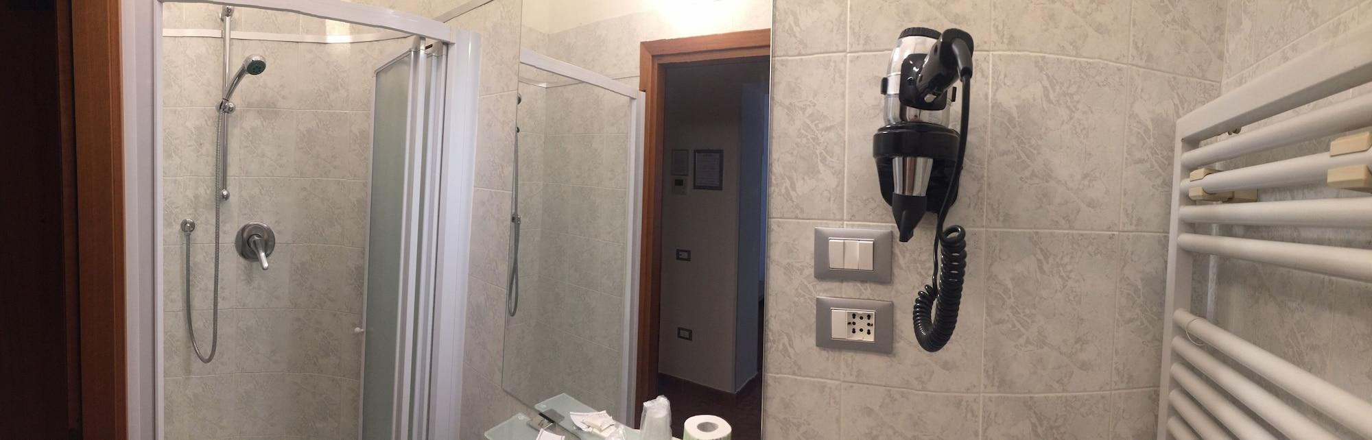 פירנצה Hotel Alinari מראה חיצוני תמונה